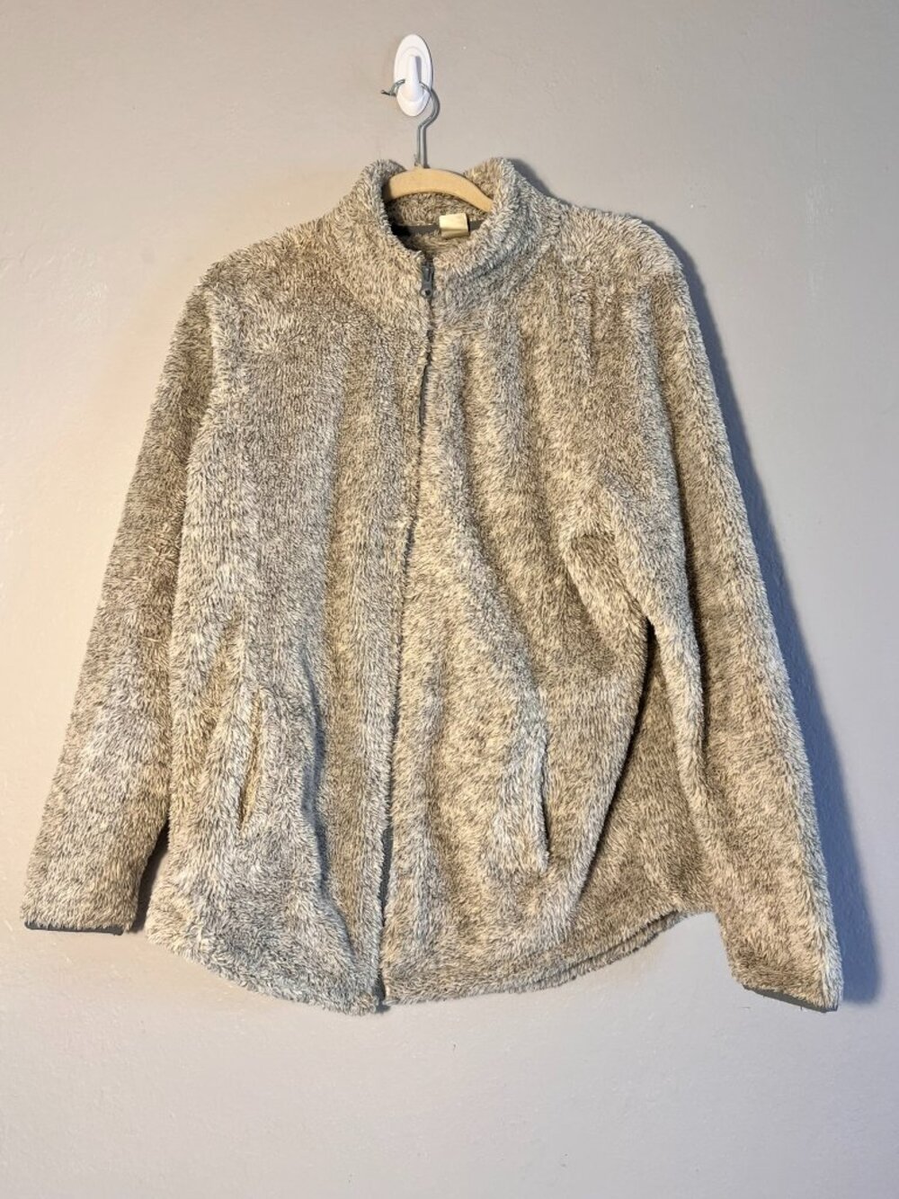 EUC - Size Large St. John's Bay Active Women's Fleece Jacket